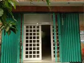 Kedungdoro Ramai dekat Rumah Makan Terkenal