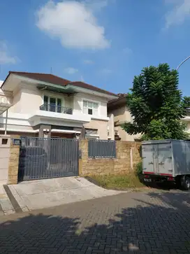 Dijual Rumah Puri Galaxy Surabaya