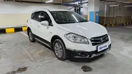 TDP Rendah Suzuki SX4 1.5 S-Cross Bensin-MT 2017 Putih CWOYB