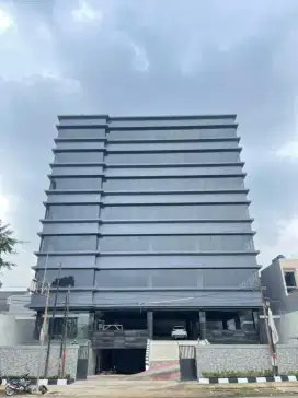 Dijual Gedung baru di dekat pintu toll Pondok Pinang Jakarta Selatan