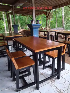 Meja kursi cafe dan makan minimalis