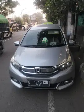 Jasa sewa mobil + driver / supir area malang dan batu