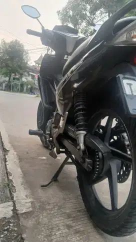 Supra x 125 injection