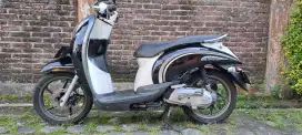 Honda Scoopy plat B