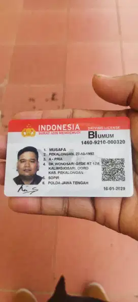 Sedang mencari pekerjaan sopir pribadi atau kantor