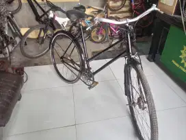 Sepeda ontel Phoenix ukuran 27 siap pakai 375 ribu
