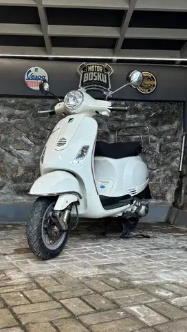 2008 Vespa LX CBU Italy NOS