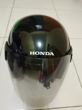 Helm dealer Honda & helm motif Redbull home industri