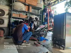 Jasa Cuci rutin AC ke rumah surabaya