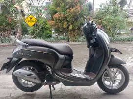 (DP 300 Rb)‼️ Scoopy Stylish Keyless Cokelat Mulus 2022 Cash / Kredit