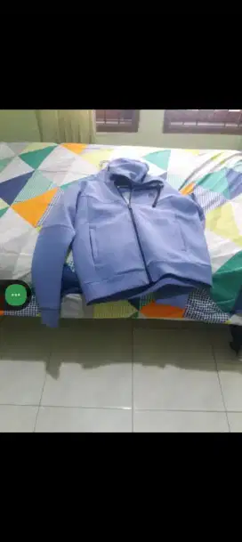 jaket miles biru