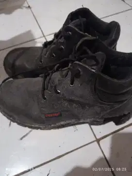 Jual sepatu safety