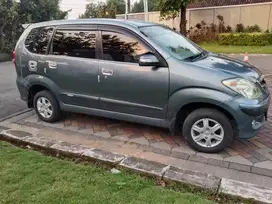 Daihatsu Xenia 2010 Bensin