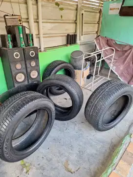 Ban Mobil Bekas Accelera Iota R18 235/15
