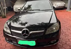 Mercedes benz HITAM-beige