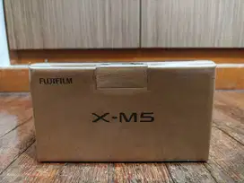FUJIFILM X-M5 XM5 Body Only Kamera Mirrorless Garansi Resmi Asli