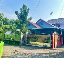 Rumah aman lingkungan tenang