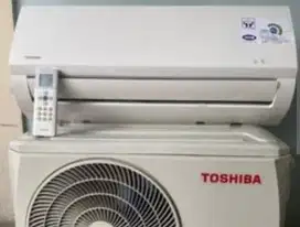 AC Toshiba 1/2 pk