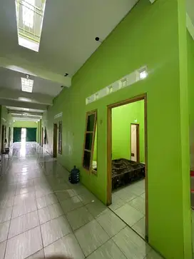 KOST AKTIF STRATEGIS DEKAT UMS, AMIKOM DAN PUSAT PERDAGANGAN