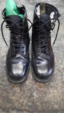 Dr. Martens ori England size 42