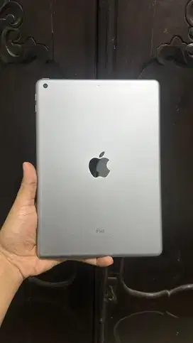 iPad gen 6 128GB GREY SIAP PAKAI