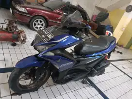 Yamaha Aerox 2017 low KM ( Pajak Panjang sd Jun 26 )