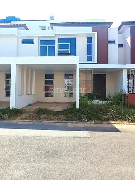 RUMAH 2 LANTAI GRAND ORCHID TENGAH KOTA BATAM CENTRE