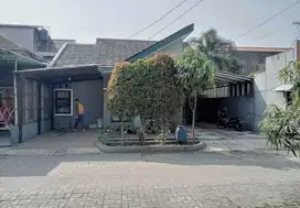 RUMAH LUAS DI BELAKANG HOTEL GHOTIC