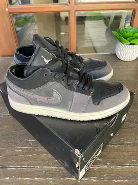 Nike Jordan 1 Low SE craft Sneakers black grey