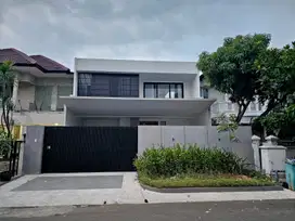 JUAL RUMAH MEWAH BRAND NEW 2,5 LANTAI SIAP HUNI DI ELANG LAUT PIK