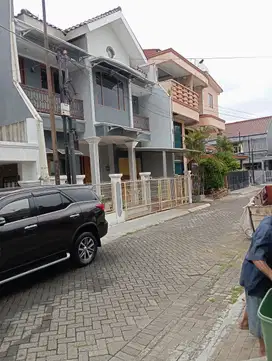 Rumah Keren Bebas Banjir di Pondok Kopi