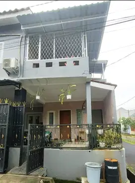 rumah siap huni 2 lantai di pancoran mas depok