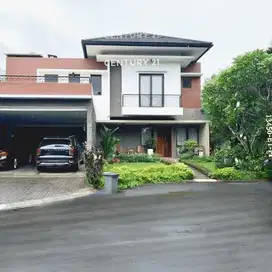 Dijual Rumah BSD City ada Swimming Pool Semi Furnished 198526