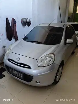 Jual Bekas Mobil Nissan March