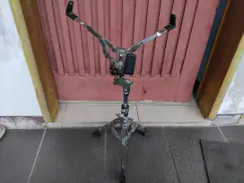 STAND SNARE DRUM YAMAHA SERI 6