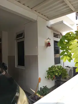 Rumah Murah Jual Cepat Jarang Ada 2 Lantai di Sektor 4 Bintarojaya