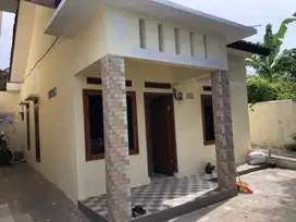 DISEWAKAN RUMAH PERTAHUN