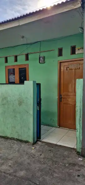 DIKontrakkan Rumah 2 KT 1 KM Kebayoran Lama Permata Hijau Srengseng