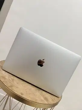 Macbook Pro 2017 Touchbar 13inch Core i5 8GB 256GB