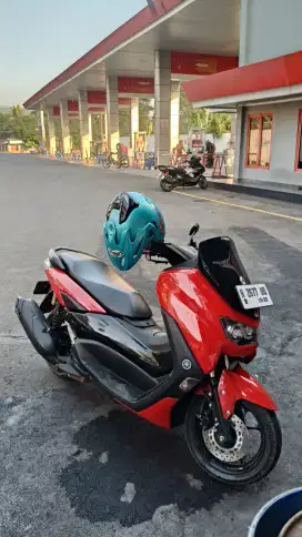 Yamaha NMAX Merah 2023 bulan 10