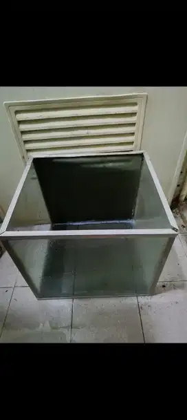 Dijual Aquarium UK 36x33x30 cm siap pakai