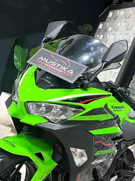 Like New ODO 3RB‼️Kawasaki Ninja 250 KRT Keyless th 2022 - Ayu Mustika