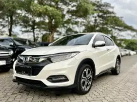 HONDA HRV HR-V 1.5 E SE SPECIAL EDITION CVT AT MATIC 2018 PUTIH