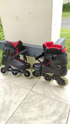 SEPATU RODA POWERSLIDE BLACK RED 110
