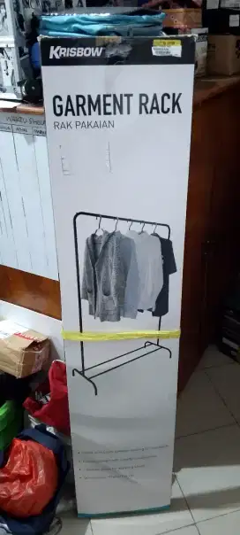 Gantungan baju serbaguna