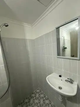 Dijual termurah apartemen Puncak CBD studio semi furnished