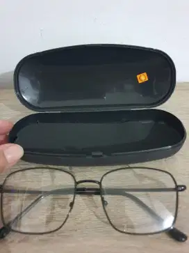 Kacamata no brand lensa -0.5