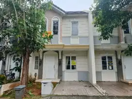 Rumah 2 lantai siap huni di Vanya Park Azura BSD City