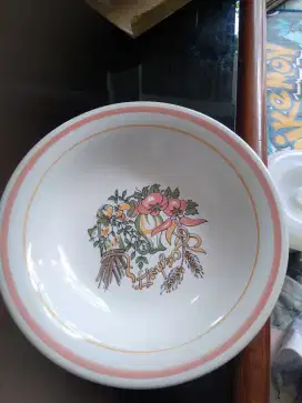Piring keramik 1 set