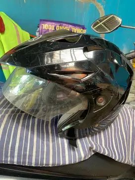 Helm Yamaha Aerox